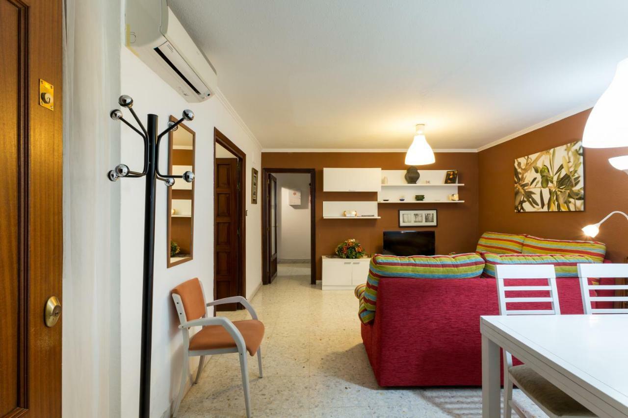 Holi-Rent Albareda Sevilha Exterior foto