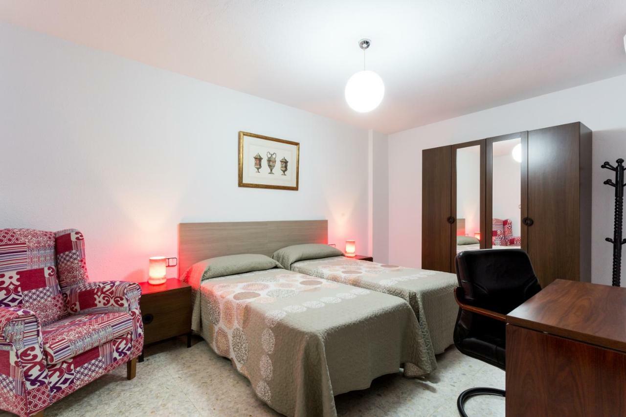 Holi-Rent Albareda Sevilha Exterior foto